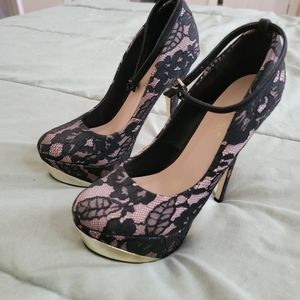 Size 9 Shoedazzle heels